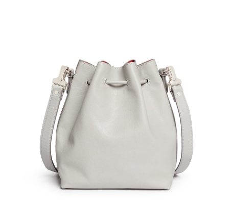 Charlotte Elizabeth Bloomsbury Bag in Chestnut Leather - Meghan Markle's  Handbags - Meghan's Fashion