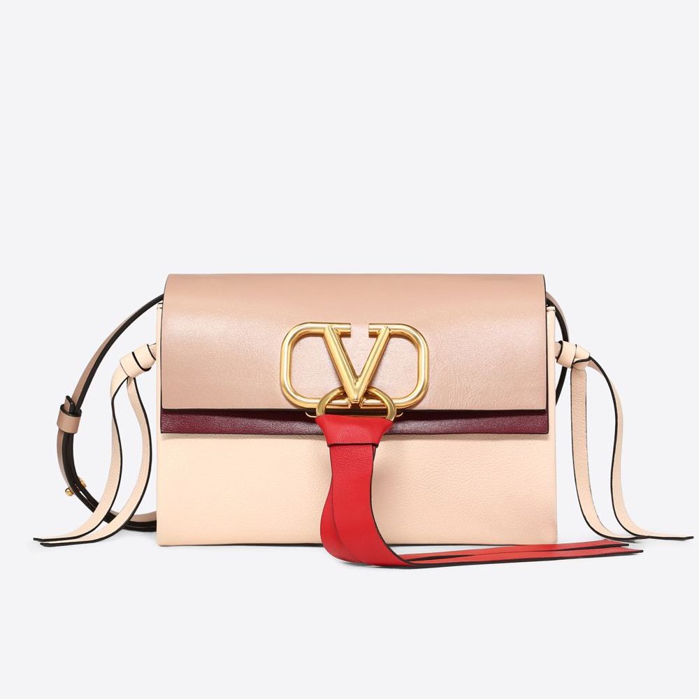 Meghan Markle Valentino V-Ring Pink Bag