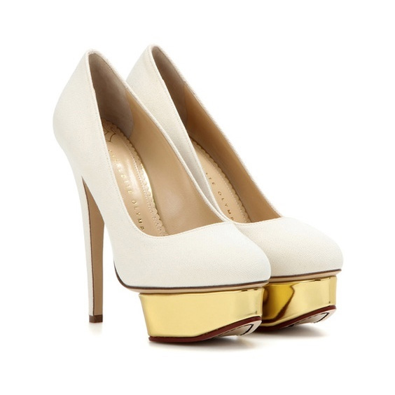 Buy > dolly pumps > in stock